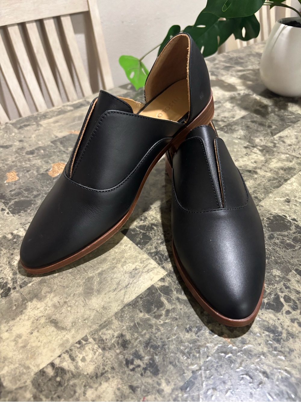 NWOB Nisolo Ema d’ Orsay Oxford 2.0 Black Leather Women's Slip-On Loafers